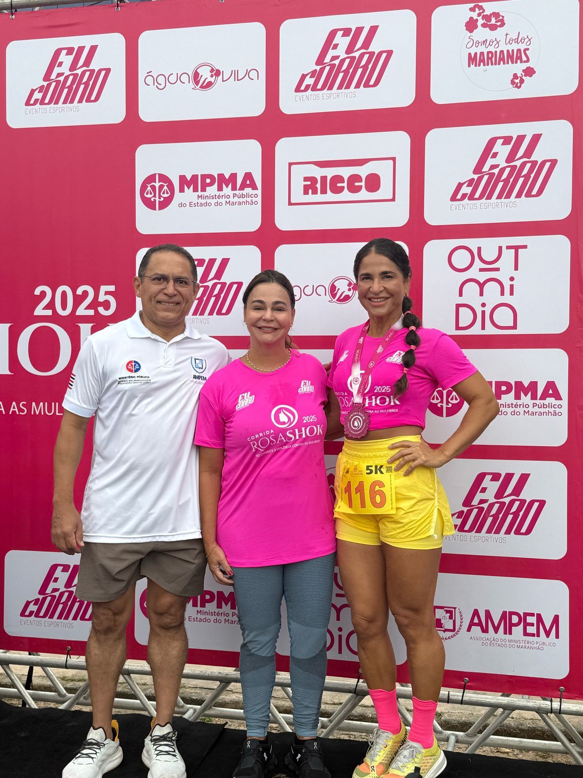 AMPEM marca presença na Corrida Rosa Shock contra a Violência de Gênero